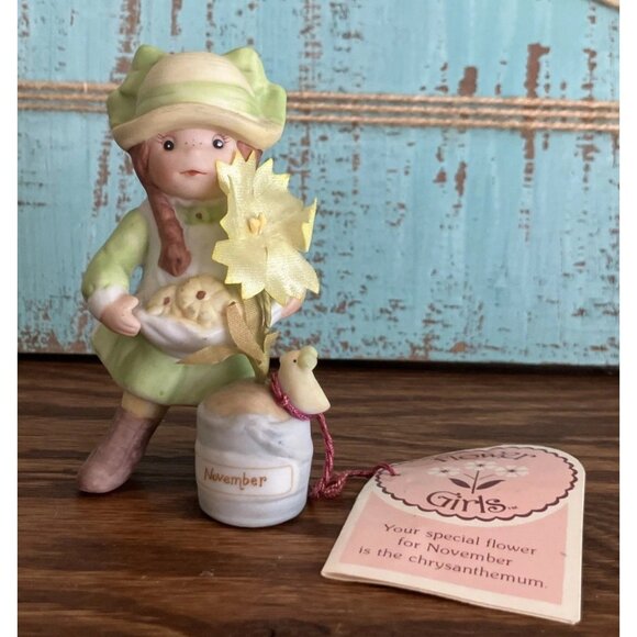 Vintage Applause Wallace Berrie 1984 November Flower Girl Chrysanthemum NWT - Picture 1 of 8